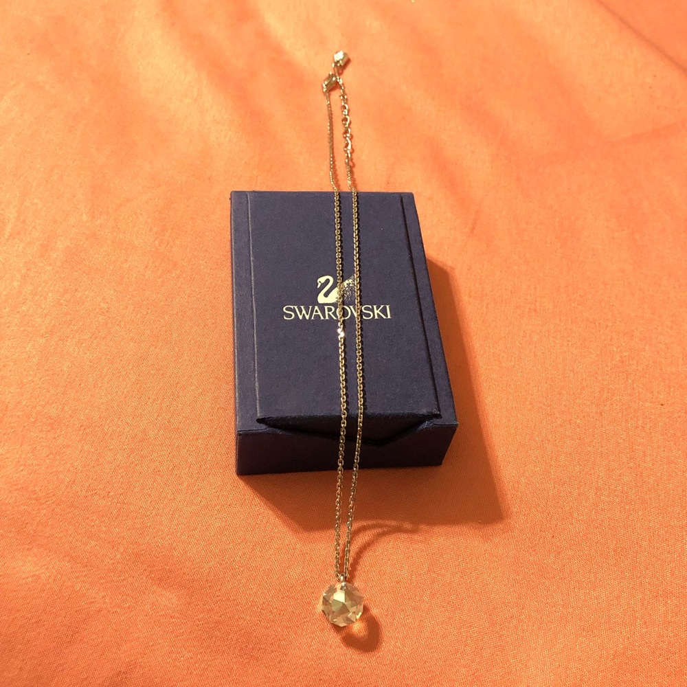 Swarovski round necklace, white, rhodium plated.